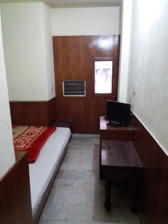 Mahesh Guest House Nova Deli Exterior foto